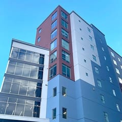 Walk to Gulch & Broadway 2BR Retreat