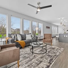 Luxury 2BR Skyline Views Near Broadway