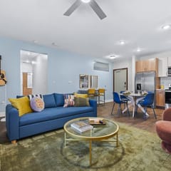 Nashville Weekend HQ | Glam + Karaoke | Sleeps 8