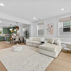 Music City Home Base | Office + 98" TV | 30+ Days