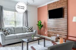 Old Hickory 4BR Retreat, Near Lake & Sleeps 8 - Image 2