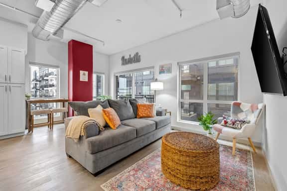 SoBro Corner Retreat | Balcony + Walk to Broadway - Image 1