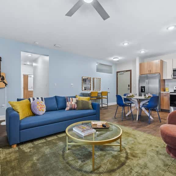 Nashville Weekend HQ | Glam + Karaoke | Sleeps 8 - Image 1