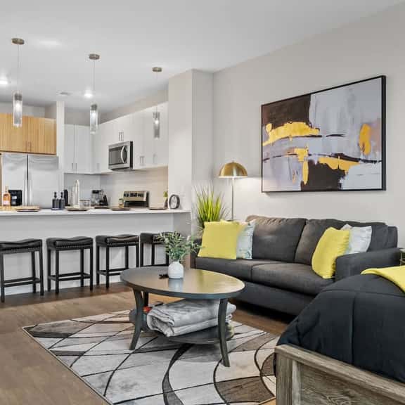 Luxe Gulch 1BR near Broadway | Sleeps 6 - Image 1