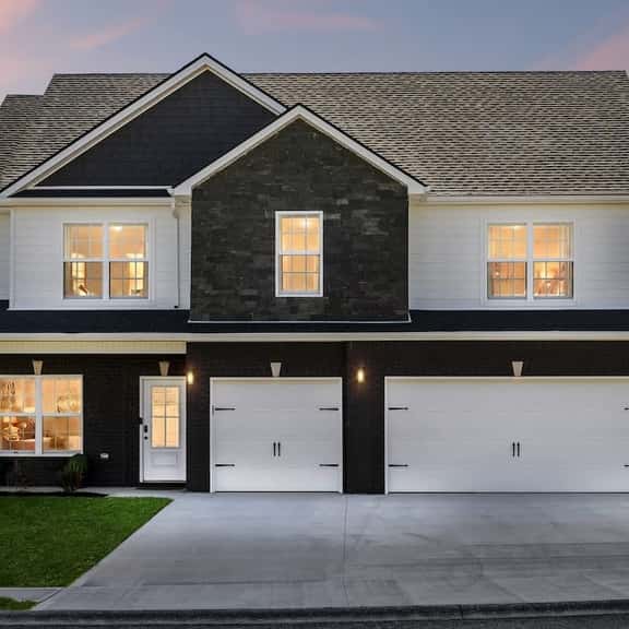 Fort Haven Near Fort Campbell, Spacious 4BR Retreat - Image 1