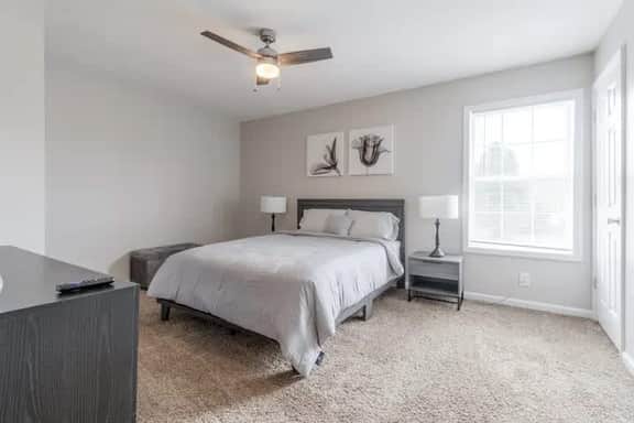 Fort Campbell Retreat, Garage and Sleeps 4 - Image 2