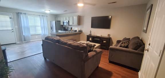 Cozy Clarksville 2BR Home Near Fort Campbell