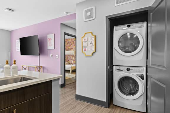 Vibrant Nashville Escape | 2BR, Sleeps 8